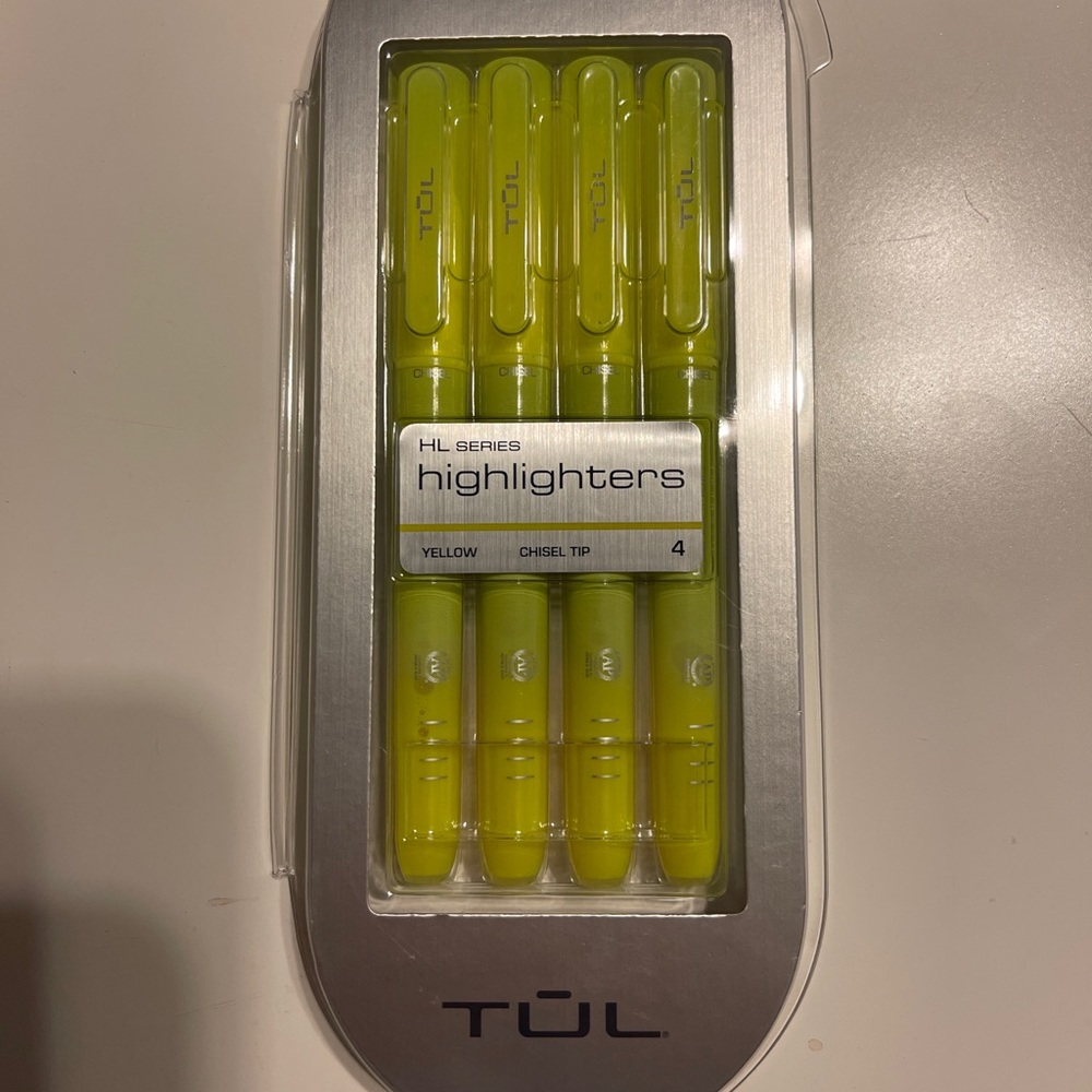 NWT 4pk TUL yellow highlighters